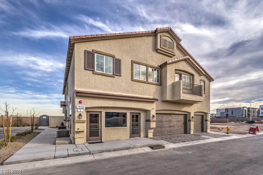 North Las Vegas, NV 89084,4770 Equinox Sky AVE #1