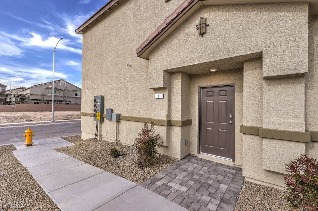 North Las Vegas, NV 89084,4770 Equinox Sky AVE #1