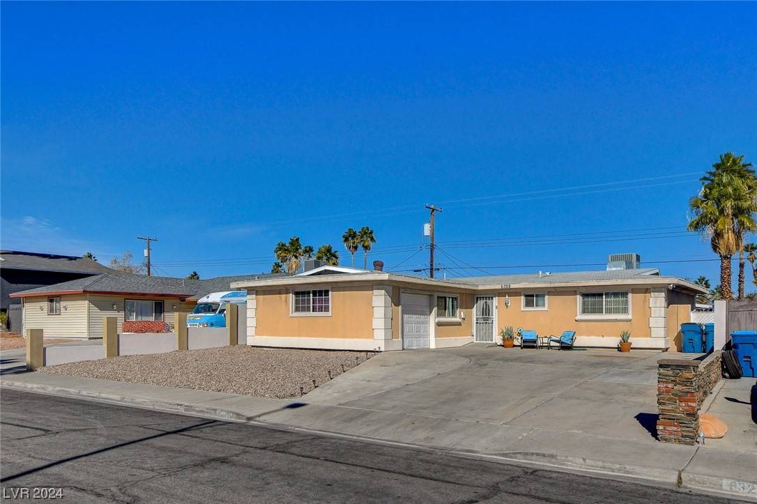 Las Vegas, NV 89107,6328 Lawton AVE