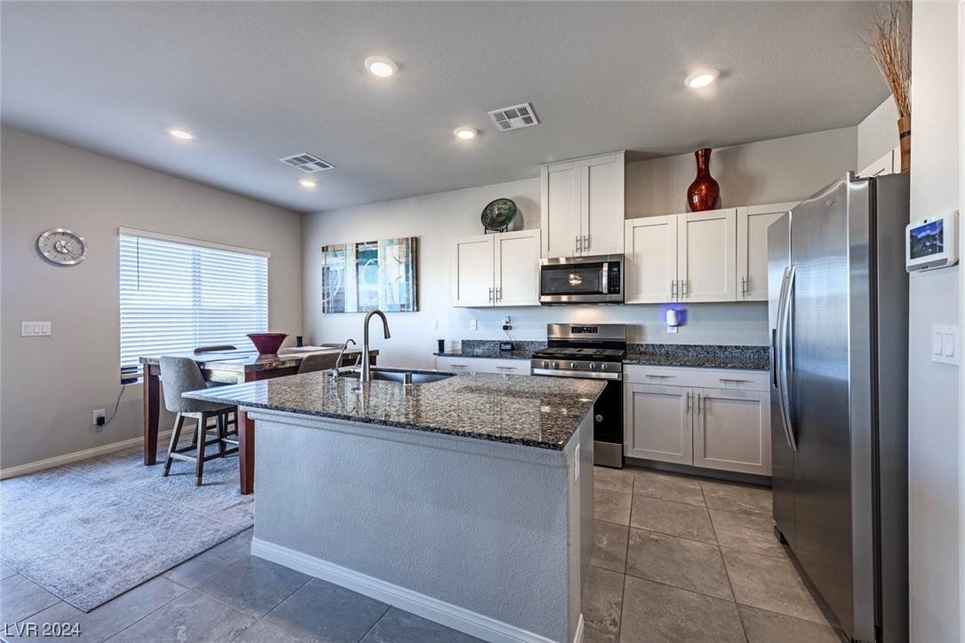 Las Vegas, NV 89113,8278 Palladium ST