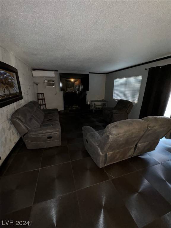 Las Vegas, NV 89121,2571 Vegas Valley DR