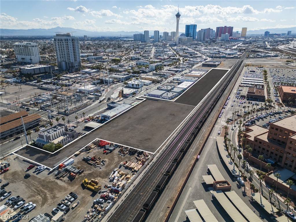 Las Vegas, NV 89106,840 S Commerce ST