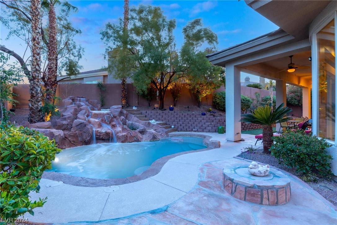 Las Vegas, NV 89144,137 TESORO DR