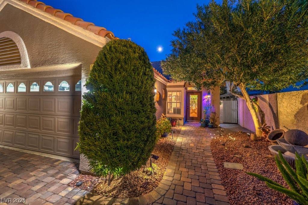 Las Vegas, NV 89149,5400 Painted Lakes WAY