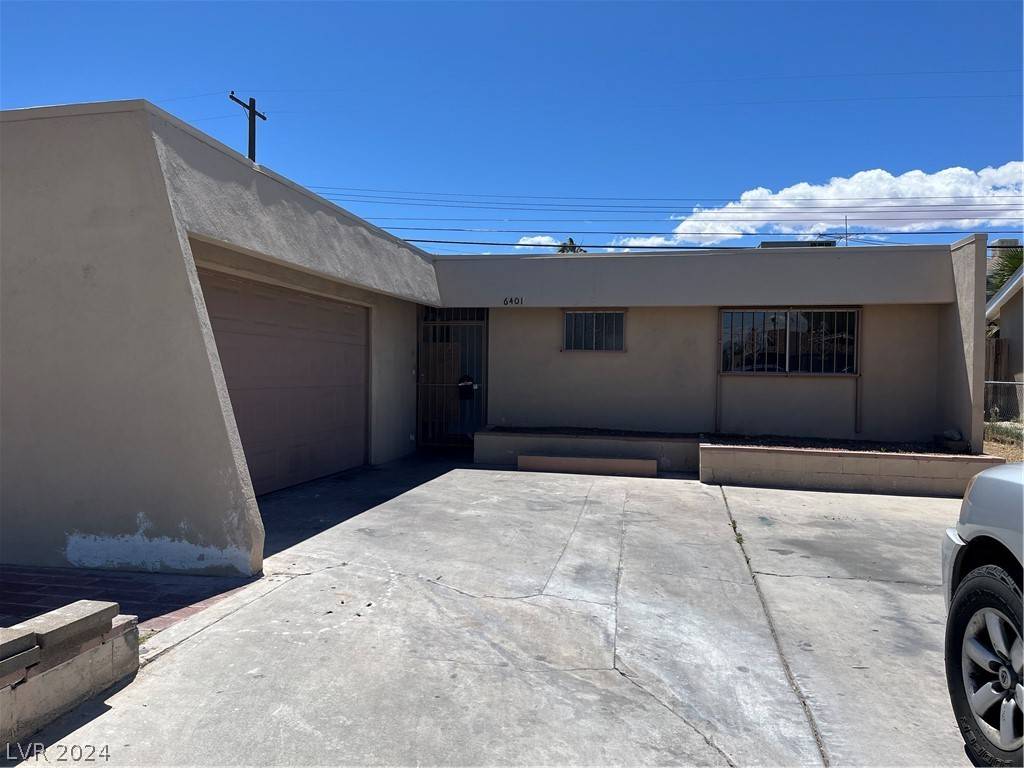 Las Vegas, NV 89107,6401 Burgundy WAY
