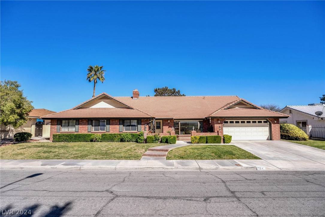 Las Vegas, NV 89108,1104 Oak Tree LN