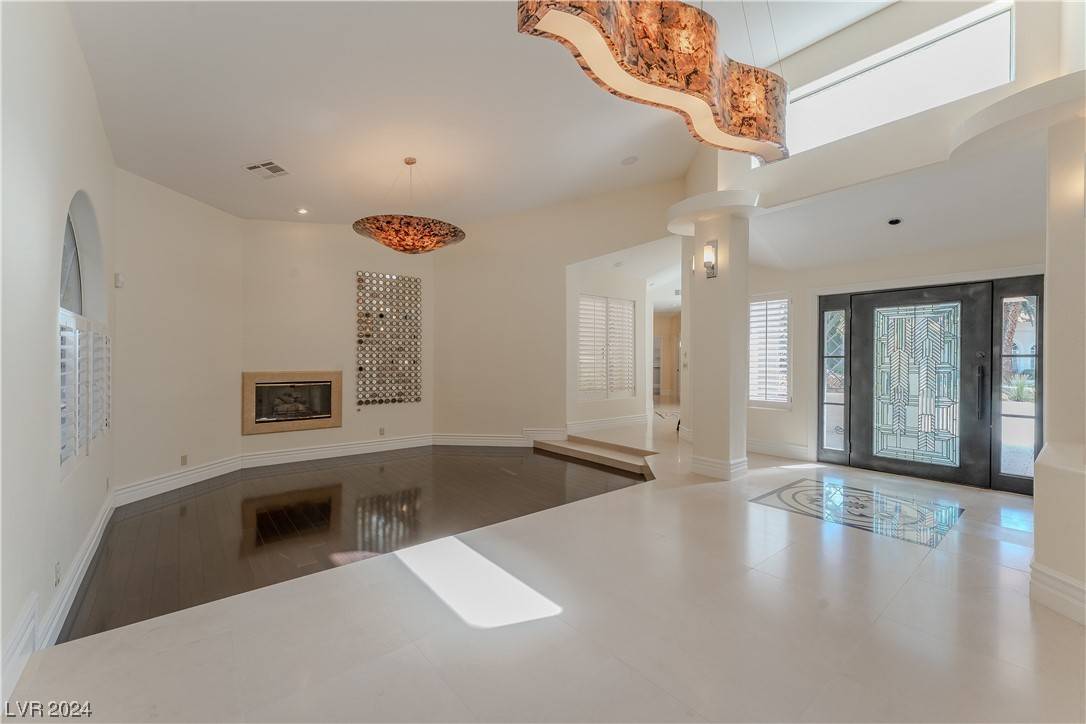Las Vegas, NV 89113,10 Princeville LN