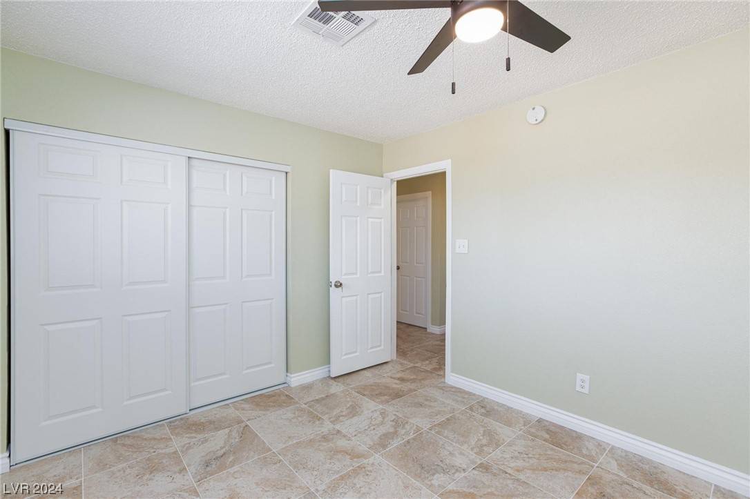 Las Vegas, NV 89108,5904 Gordon AVE