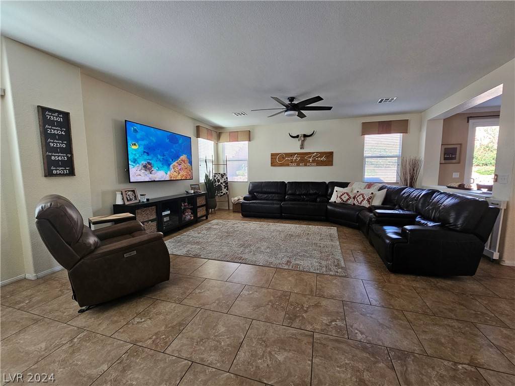 North Las Vegas, NV 89031,2304 Dixon Springs AVE