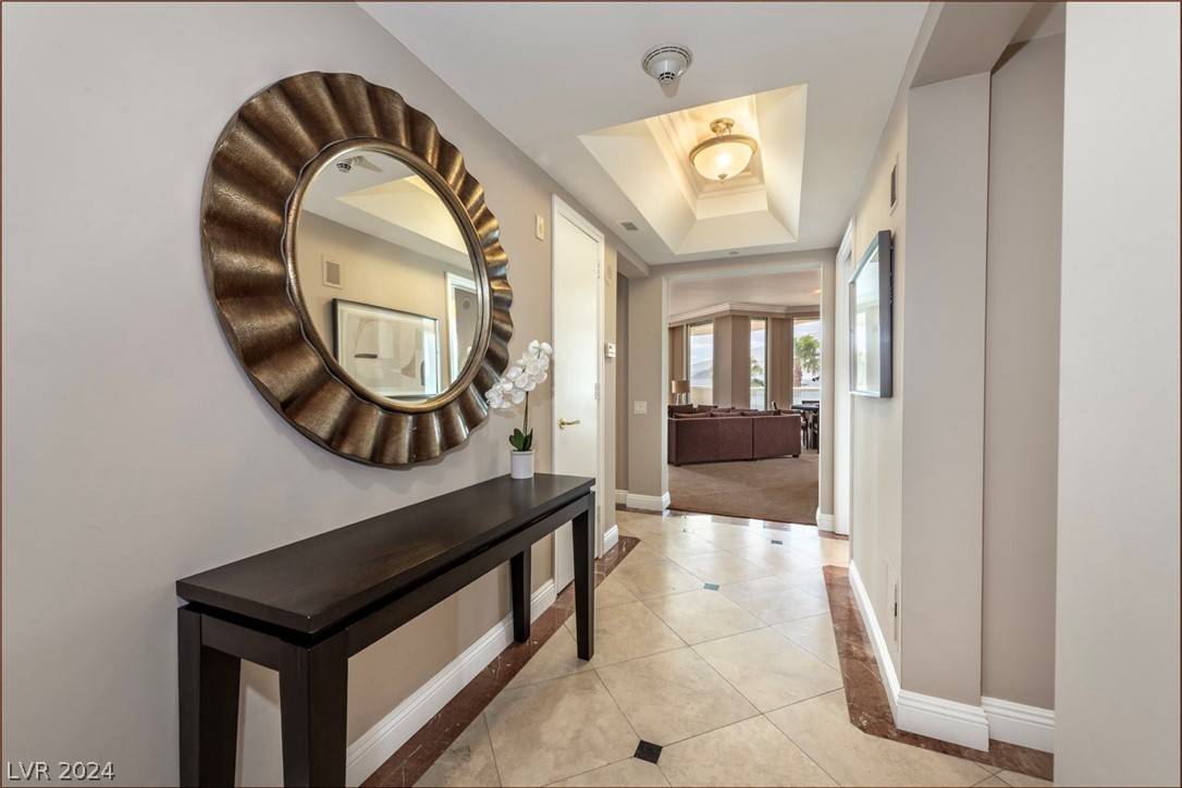 Las Vegas, NV 89109,2877 PARADISE RD #305