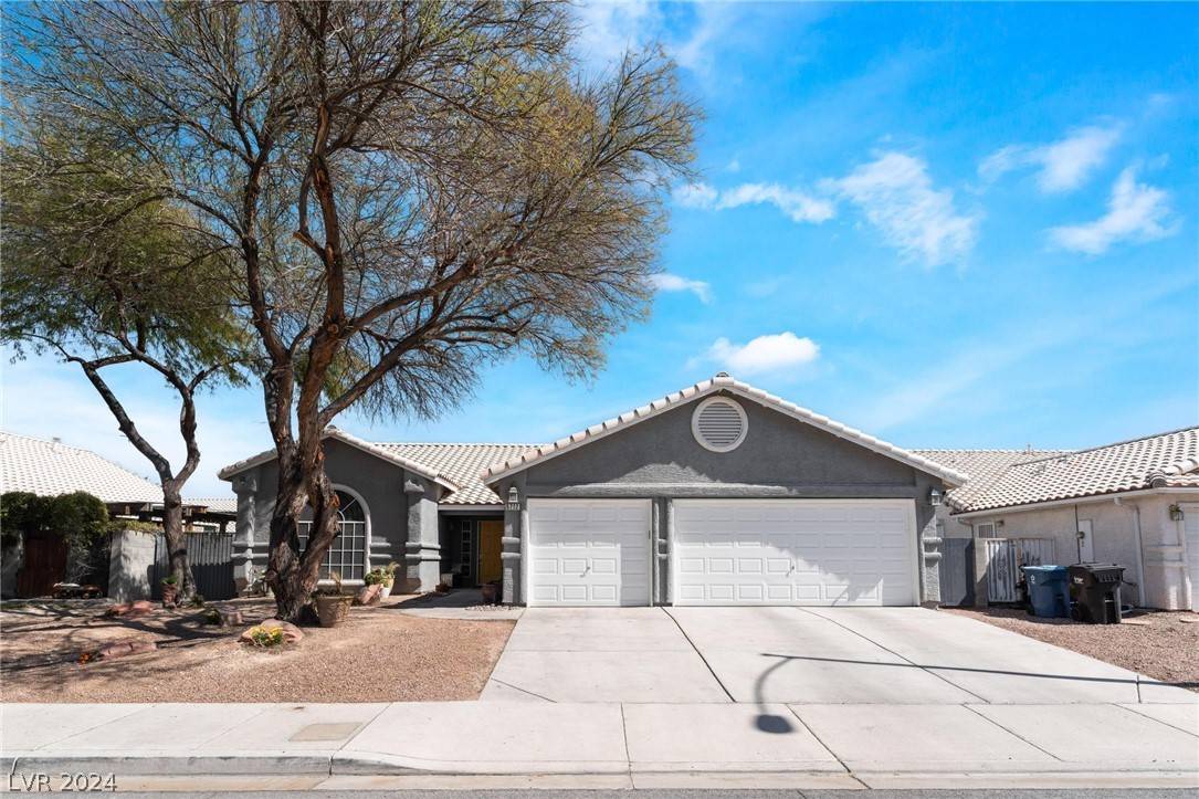 Las Vegas, NV 89130,5712 Wandering Ivy ST