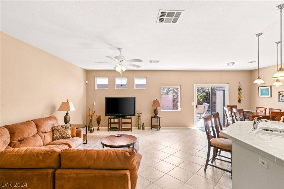 Henderson, NV 89012,64 Vista Del Mar ST