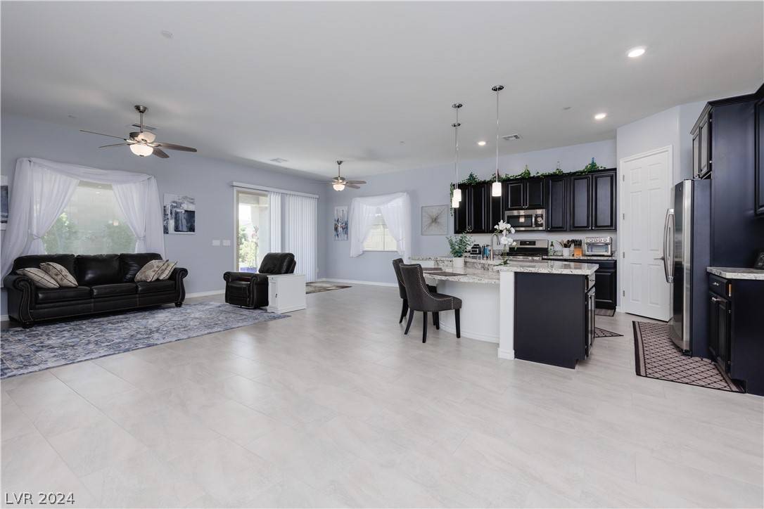Henderson, NV 89011,481 Pebble Run AVE