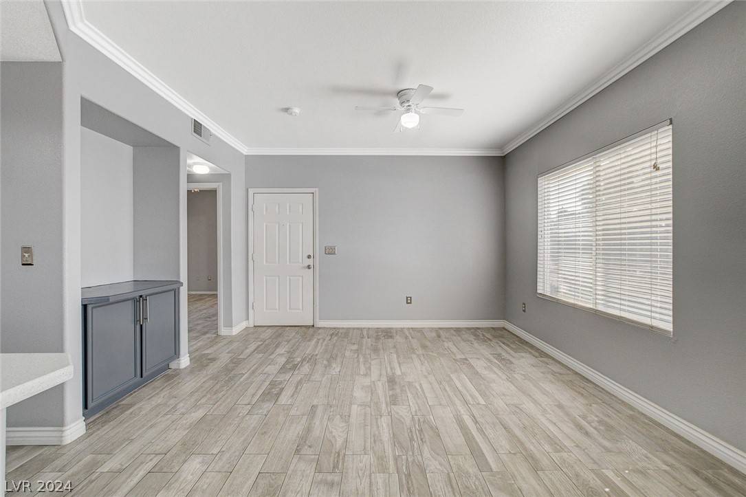 Las Vegas, NV 89120,4655 Gold Dust AVE #209