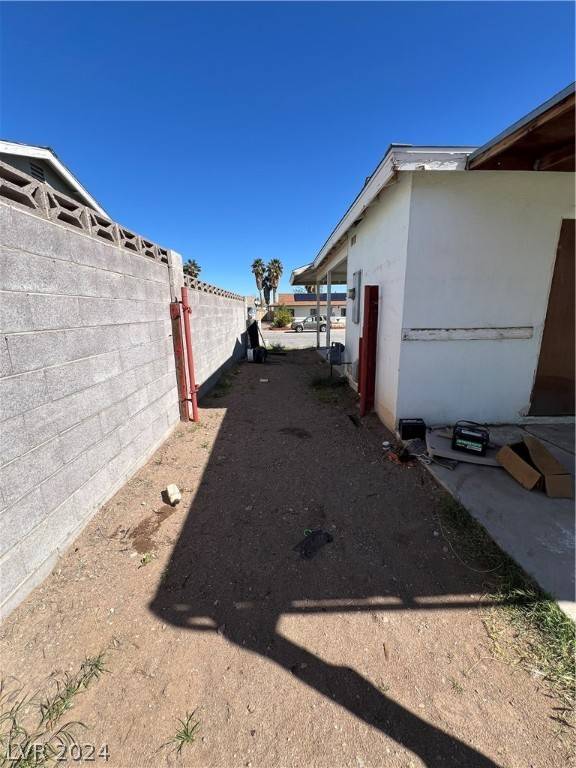 Henderson, NV 89015,206 Elm ST