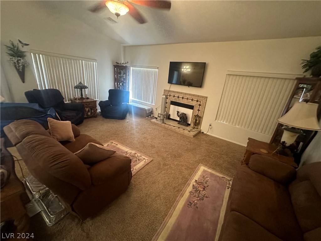 Laughlin, NV 89029,1458 Palm DR