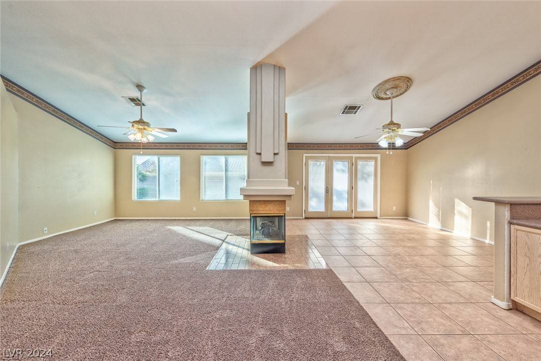 Las Vegas, NV 89122,4855 Lames DR