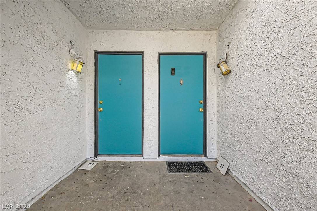 Las Vegas, NV 89119,1455 E Katie AVE #L12