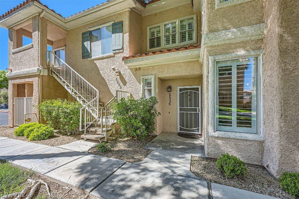 Henderson, NV 89012,251 S Green Valley Pkwy #5514
