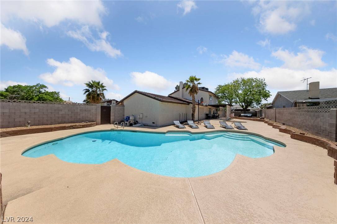 Las Vegas, NV 89121,4489 Wilder PL