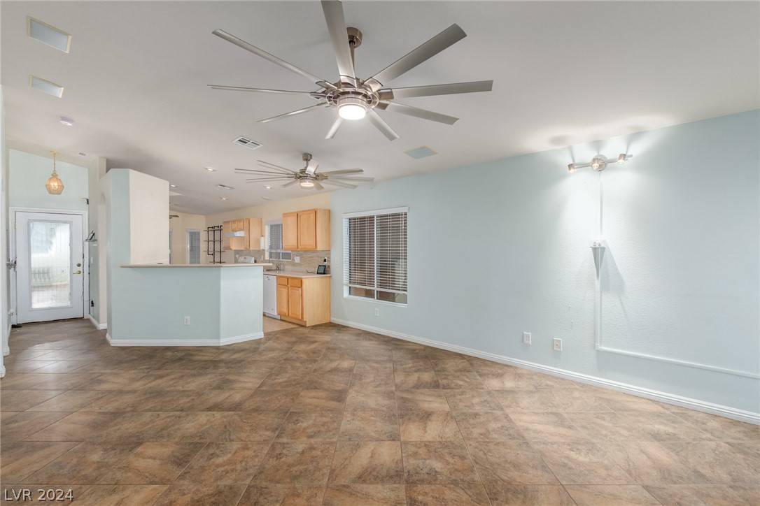North Las Vegas, NV 89081,6141 Camden Cove ST