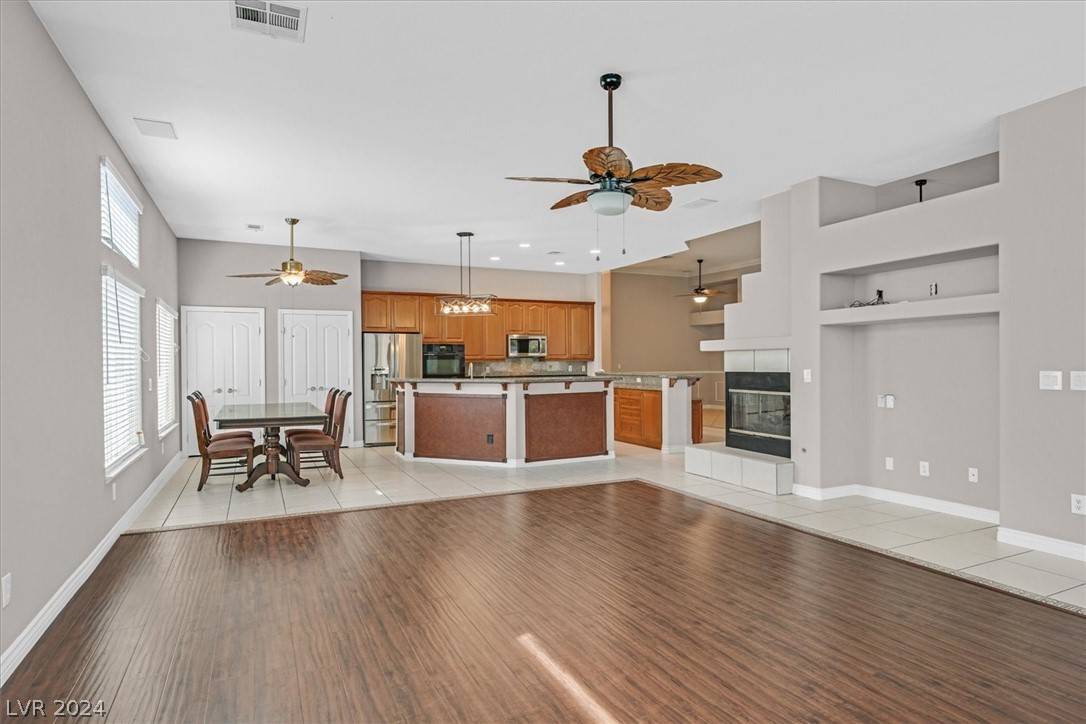 Henderson, NV 89052,2509 Antique Blossom AVE