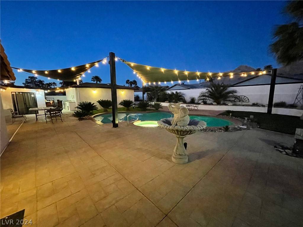 Las Vegas, NV 89110,1226 Mount Hood ST