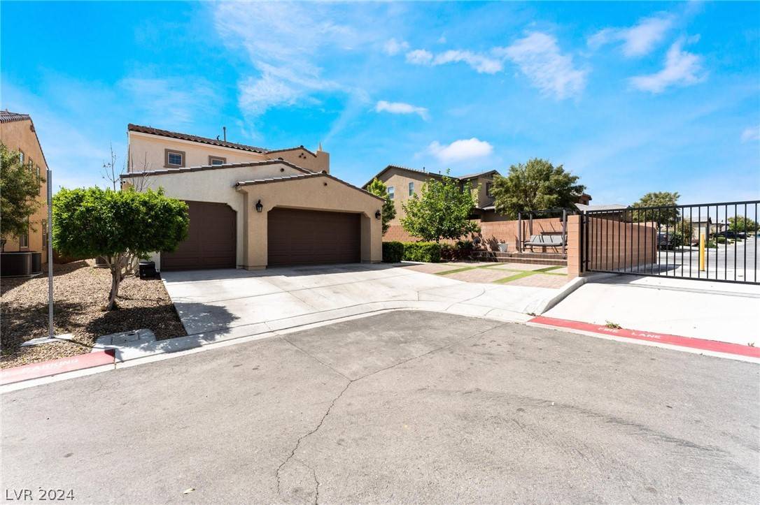 North Las Vegas, NV 89084,829 Fox Mountain CT