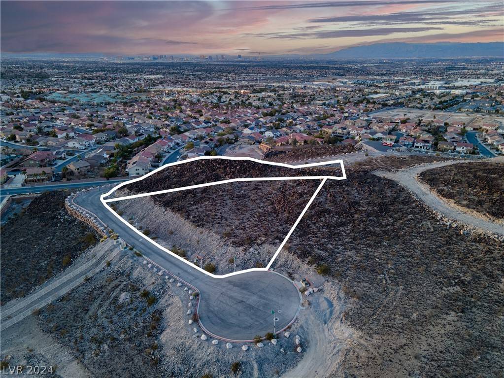 Henderson, NV 89012,348 Unicorn Hills DR
