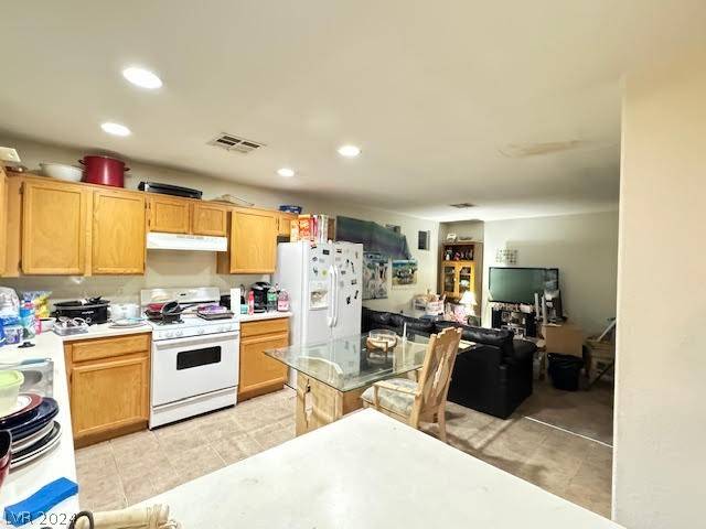 Las Vegas, NV 89156,2110 Clancy ST