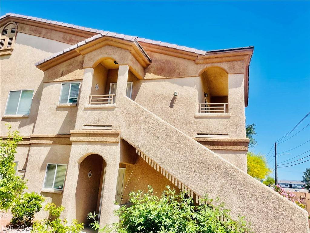 Las Vegas, NV 89122,5750 E Hacienda AVE #206
