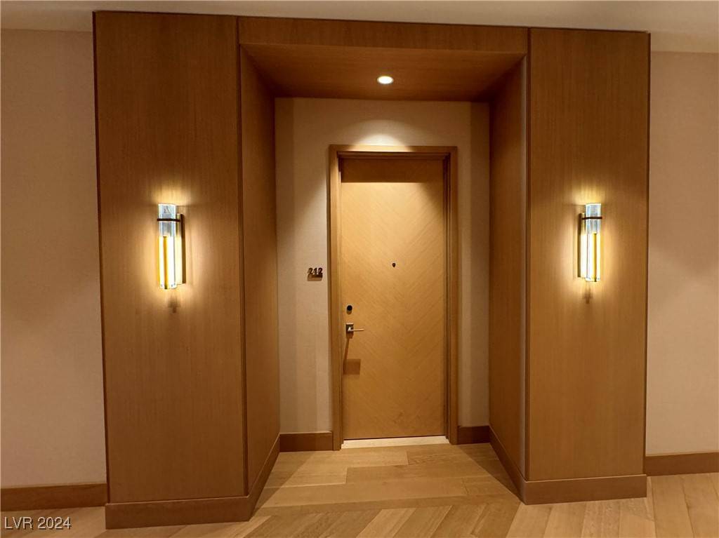 Las Vegas, NV 89135,11660 Summit Club DR #212