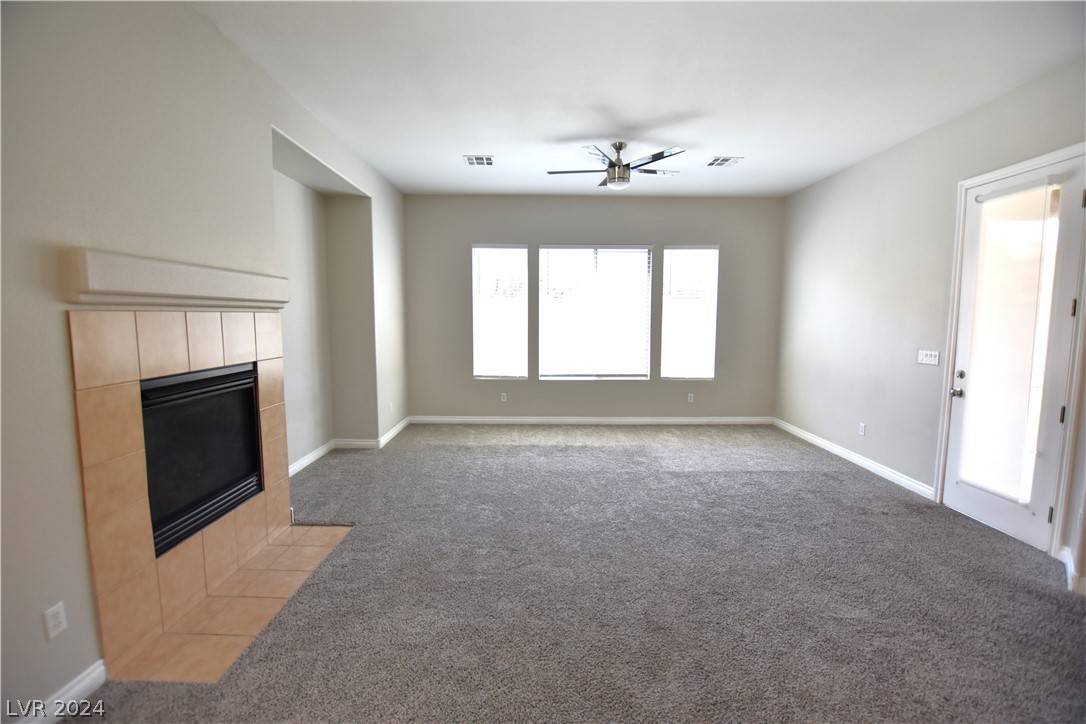North Las Vegas, NV 89081,6133 Broccoli ST