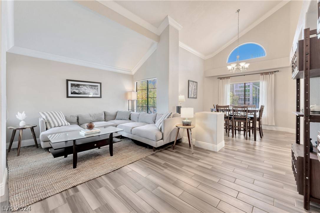 Las Vegas, NV 89117,2921 Broken Willow CIR