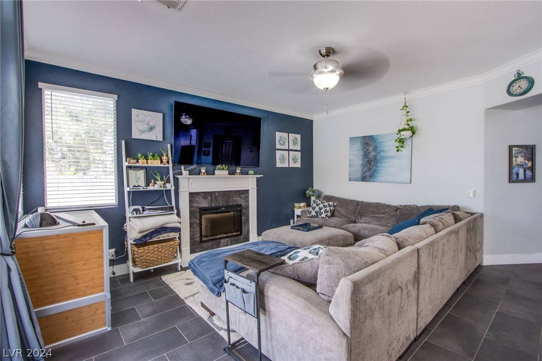 Las Vegas, NV 89129,3345 Golden View ST
