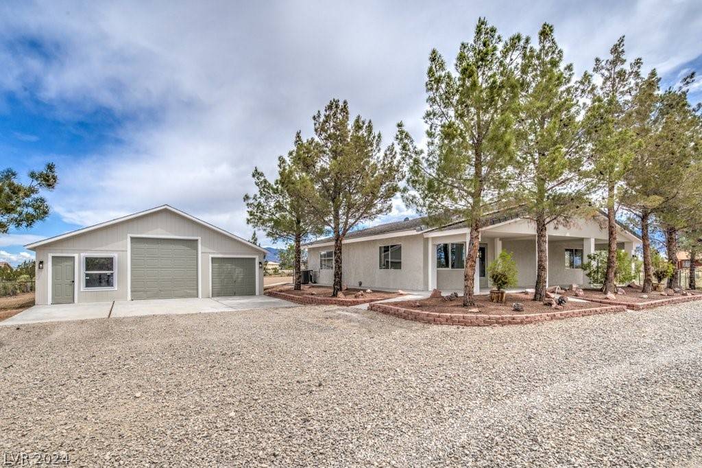 Pahrump, NV 89048,340 Siesta RD