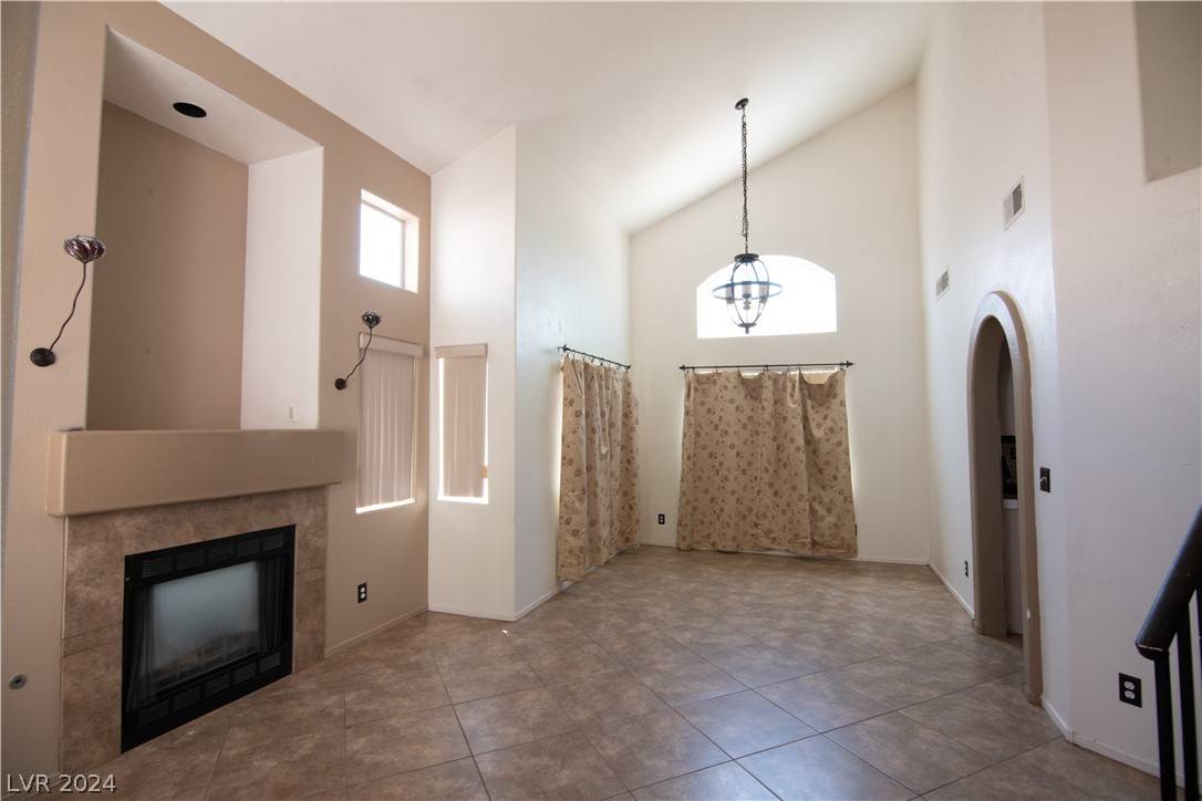 Las Vegas, NV 89130,6921 Rancho Santa Fe DR