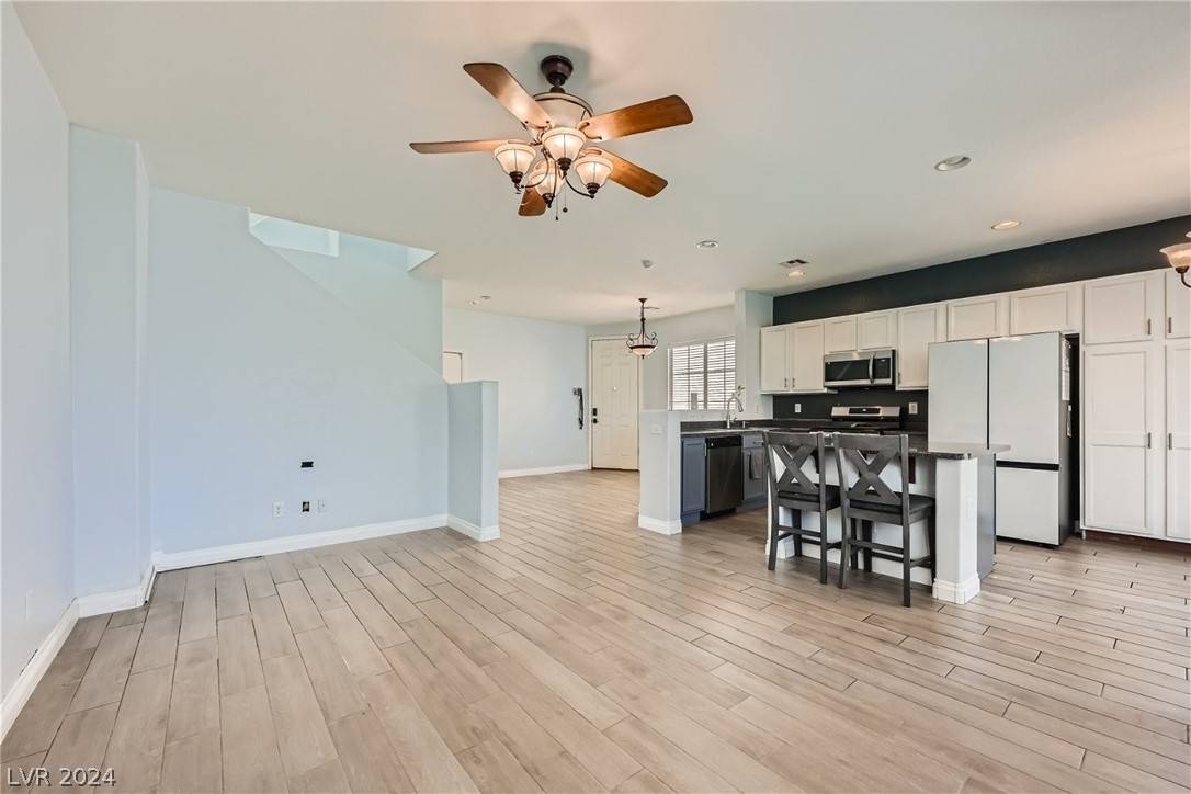 Henderson, NV 89015,148 Sitka Spruce ST