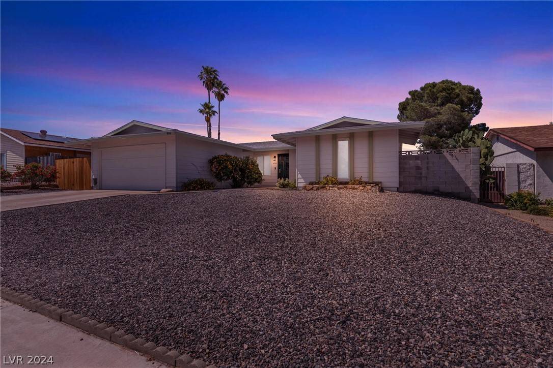 Las Vegas, NV 89121,4146 E Harmon AVE