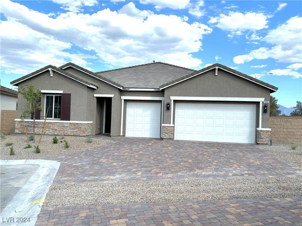 Las Vegas, NV 89183,10096 Goff Grove CT