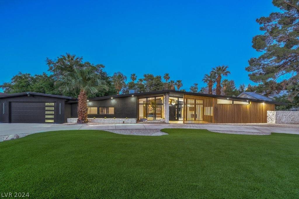 Las Vegas, NV 89107,317 Rosemary LN