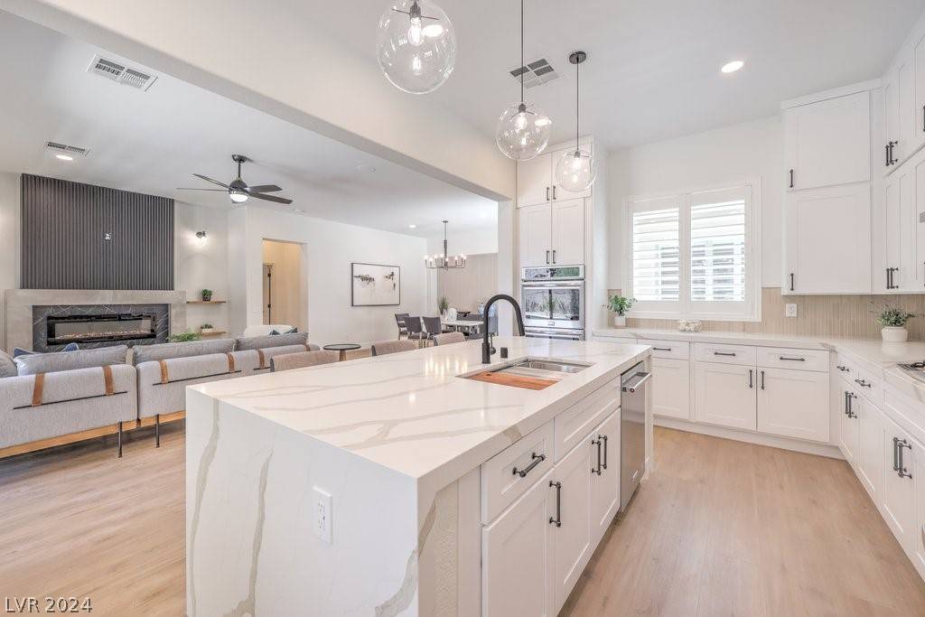 Henderson, NV 89052,4 Contra Costa PL