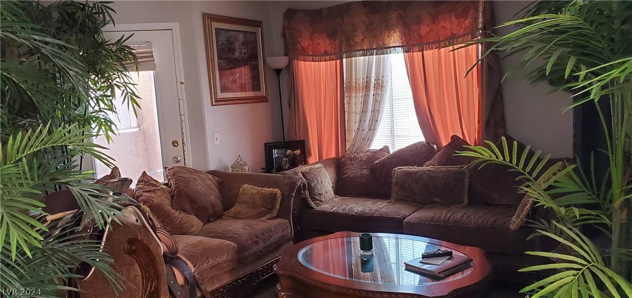 Las Vegas, NV 89115,1830 N Pecos RD #138