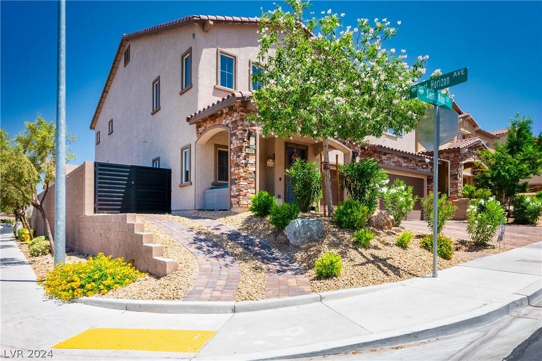 Henderson, NV 89002,990 Sierra Ridge ST