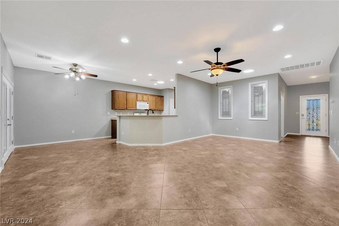 Henderson, NV 89044,2413 Hamonah DR