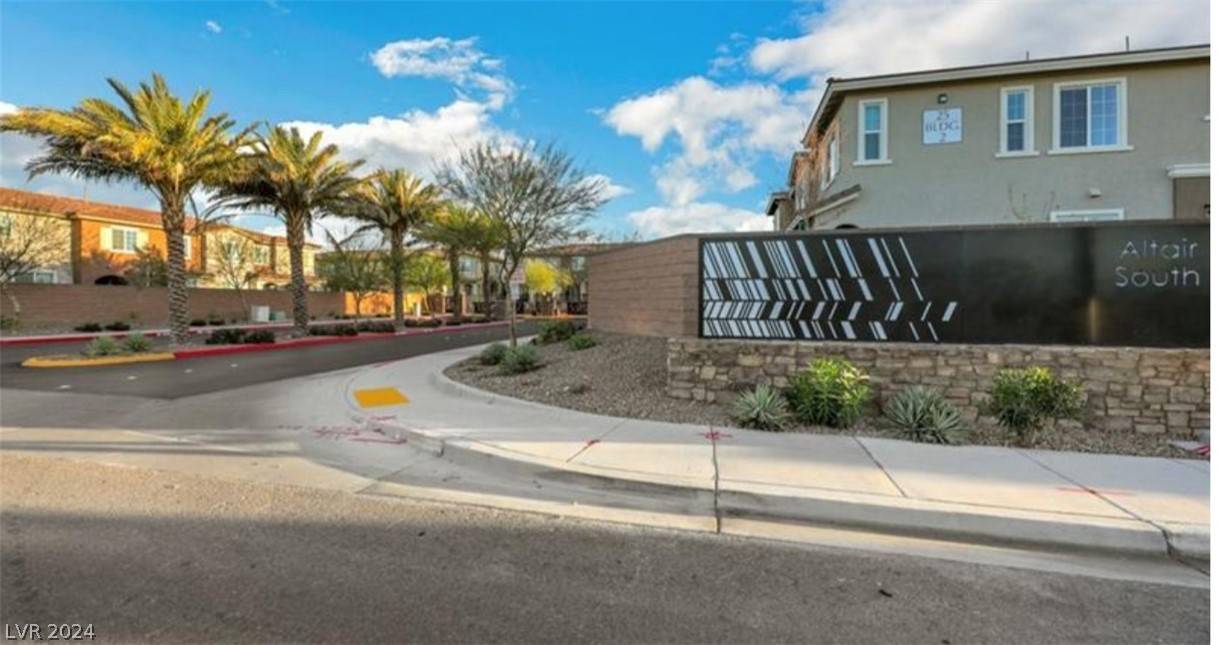 Las Vegas, NV 89183,25 Barbara LN #62