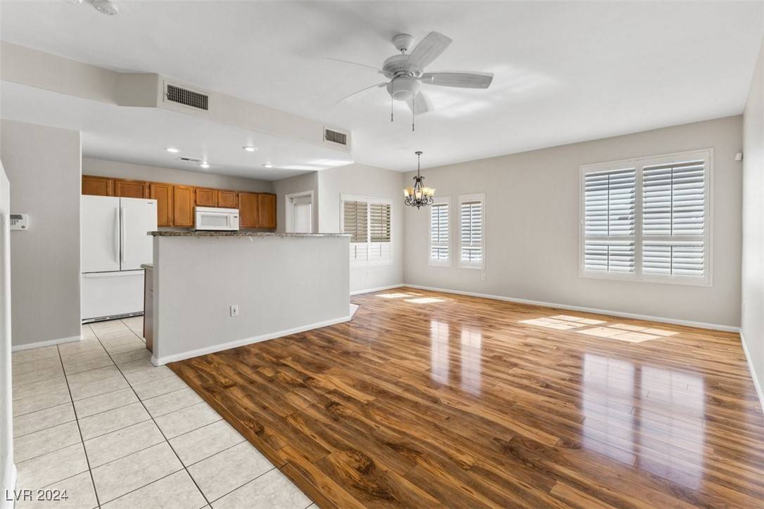 Las Vegas, NV 89144,1320 Red Gable LN #102