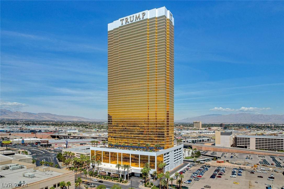 Las Vegas, NV 89109,2000 N Fashion Show DR #3416