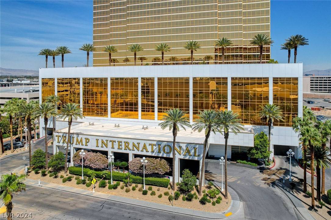 Las Vegas, NV 89109,2000 N Fashion Show DR #3416