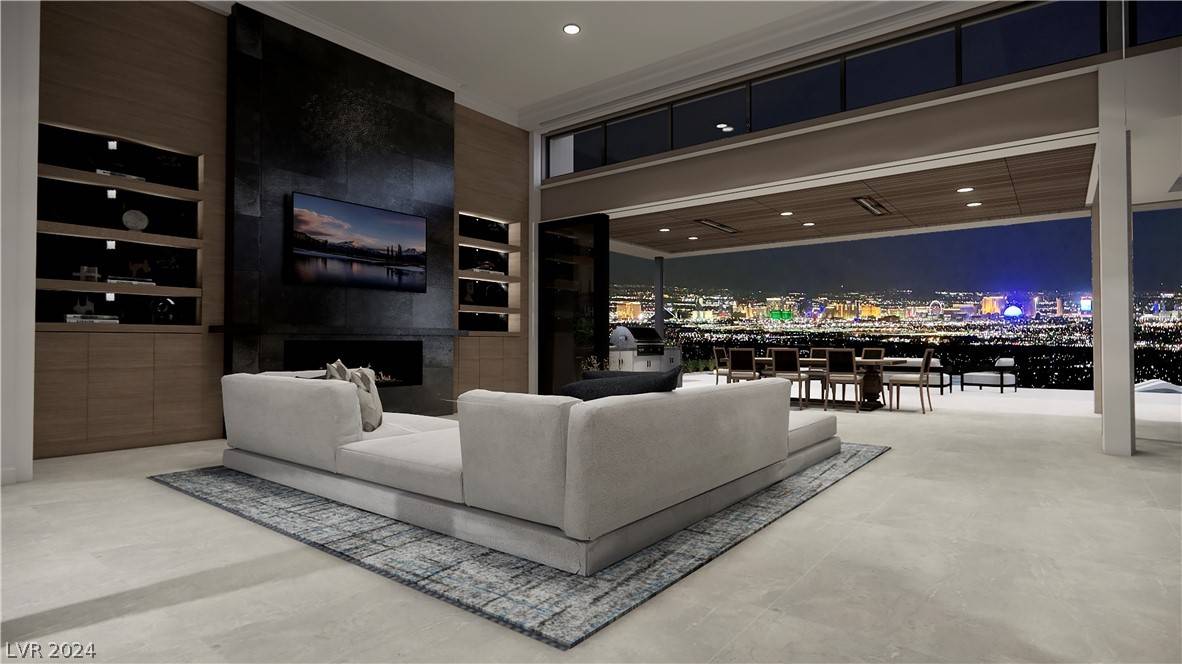 Henderson, NV 89012,643 Grand Rim DR